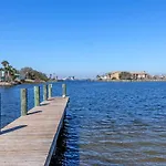 Island Stay On Galveston Bay
