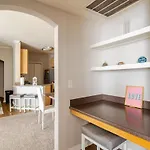 Relax And Unwind 2 Bedroom Oasis