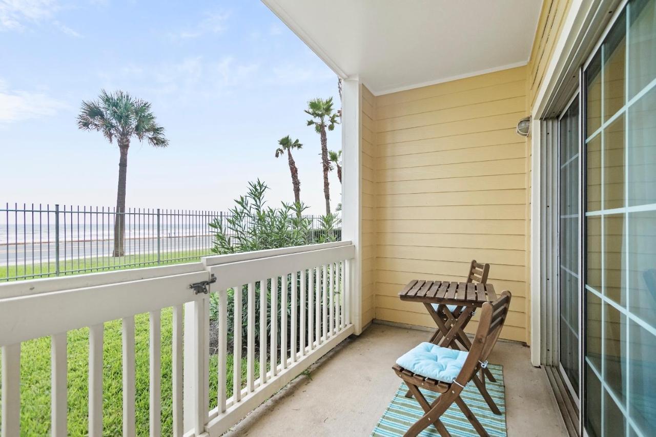 The Dawn Oceanfront On Seawall Blvd Galveston