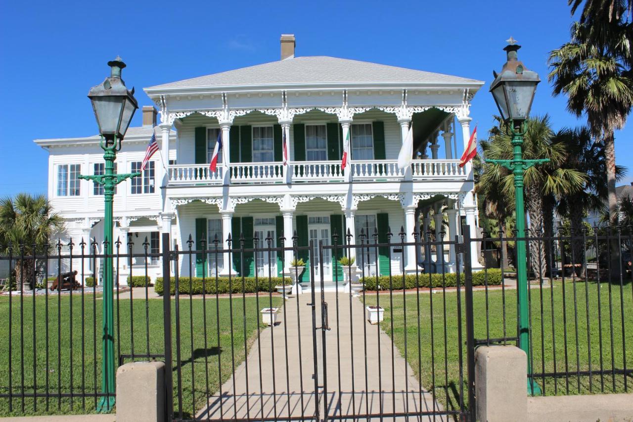 The George Manor Galveston
