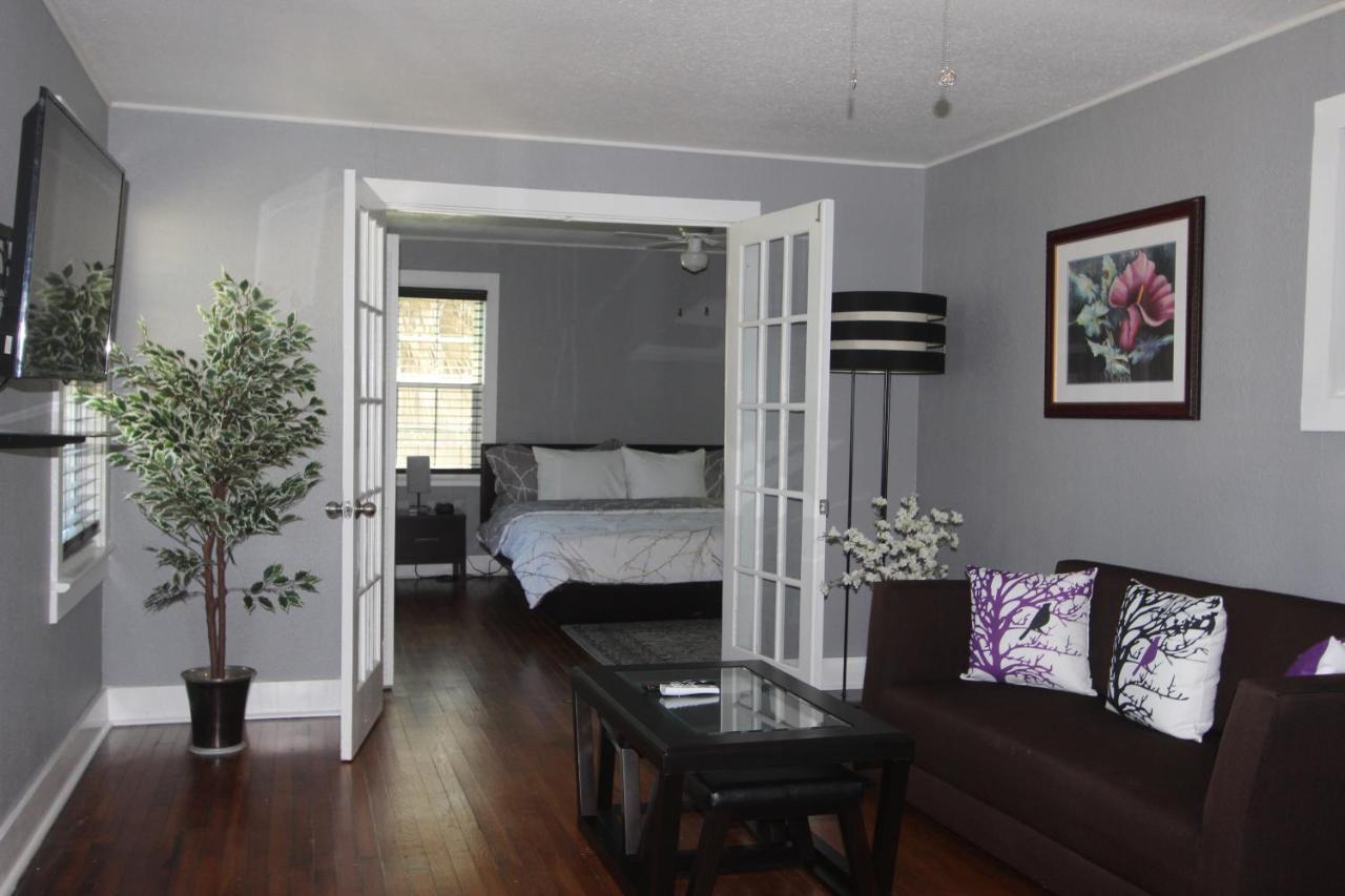 The George Manor Bed & Breakfast Galveston