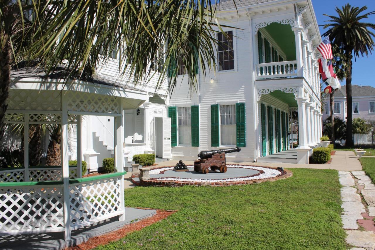 The George Manor Galveston