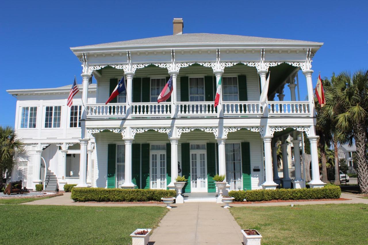 The George Manor Galveston