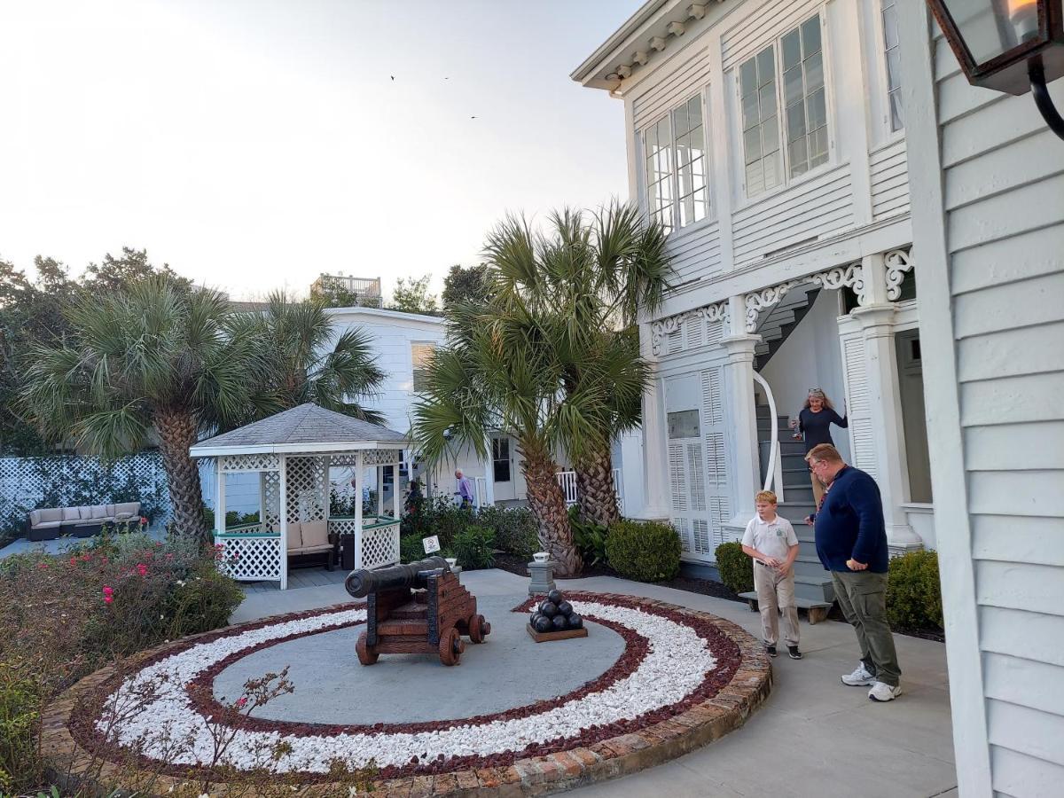 The George Manor Galveston