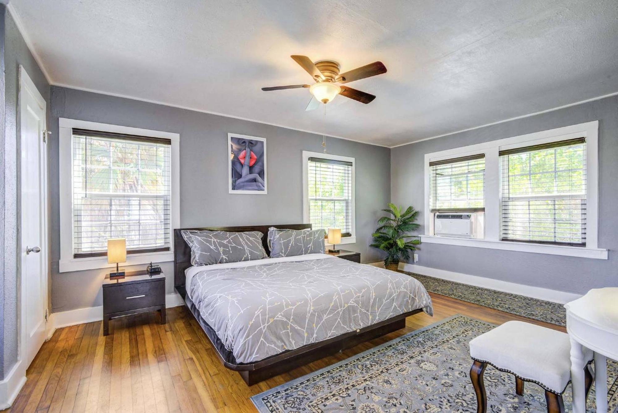 The George Manor Bed & Breakfast
