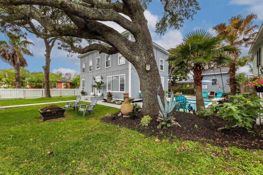 5/3 With A Heated Pool 2 Min From Beach, Updated