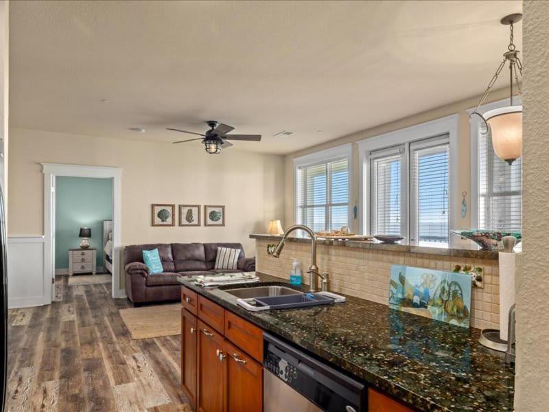 Apartment The Perfect Bay-front Destination Galveston