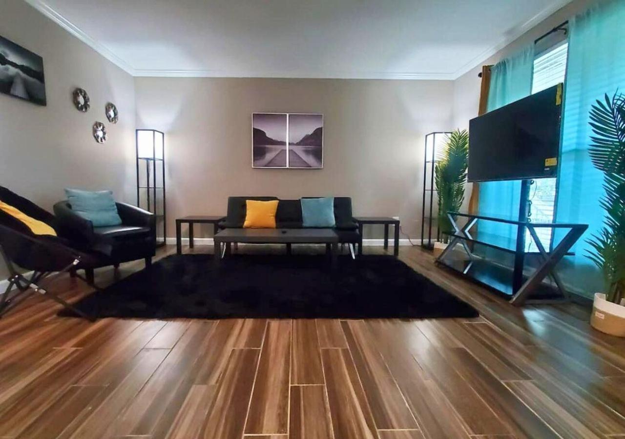 Apartment Island On Bay
