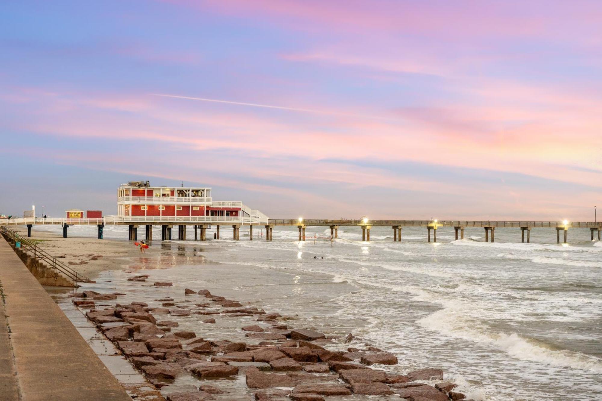 Seascape Oasis At Sunny Holiday home Galveston