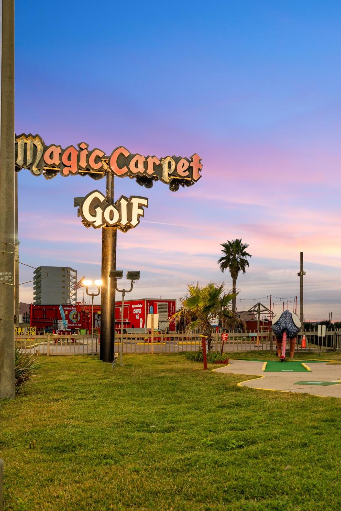 Seascape Oasis At Sunny * Galveston