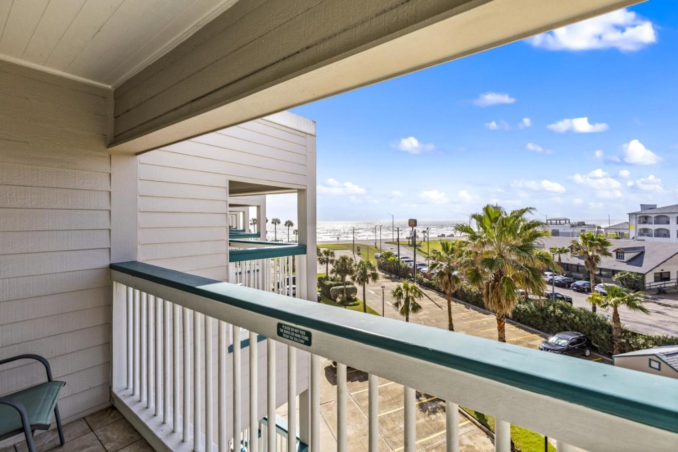 Heated Pool View Beachside Haven Balcony Holiday home Galveston