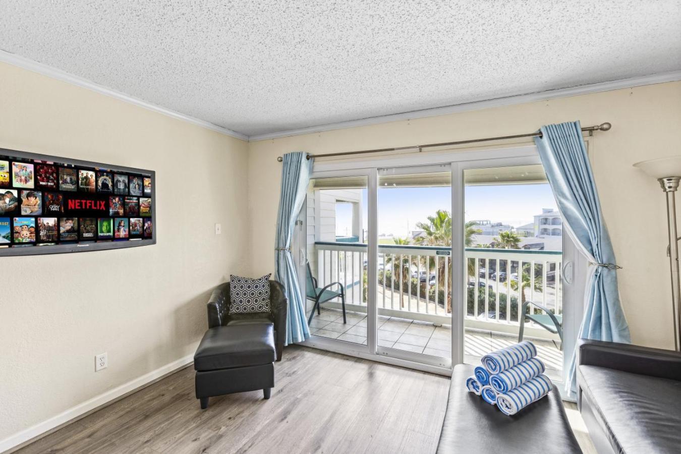Holiday home Heated Pool View Beachside Haven Balcony Galveston