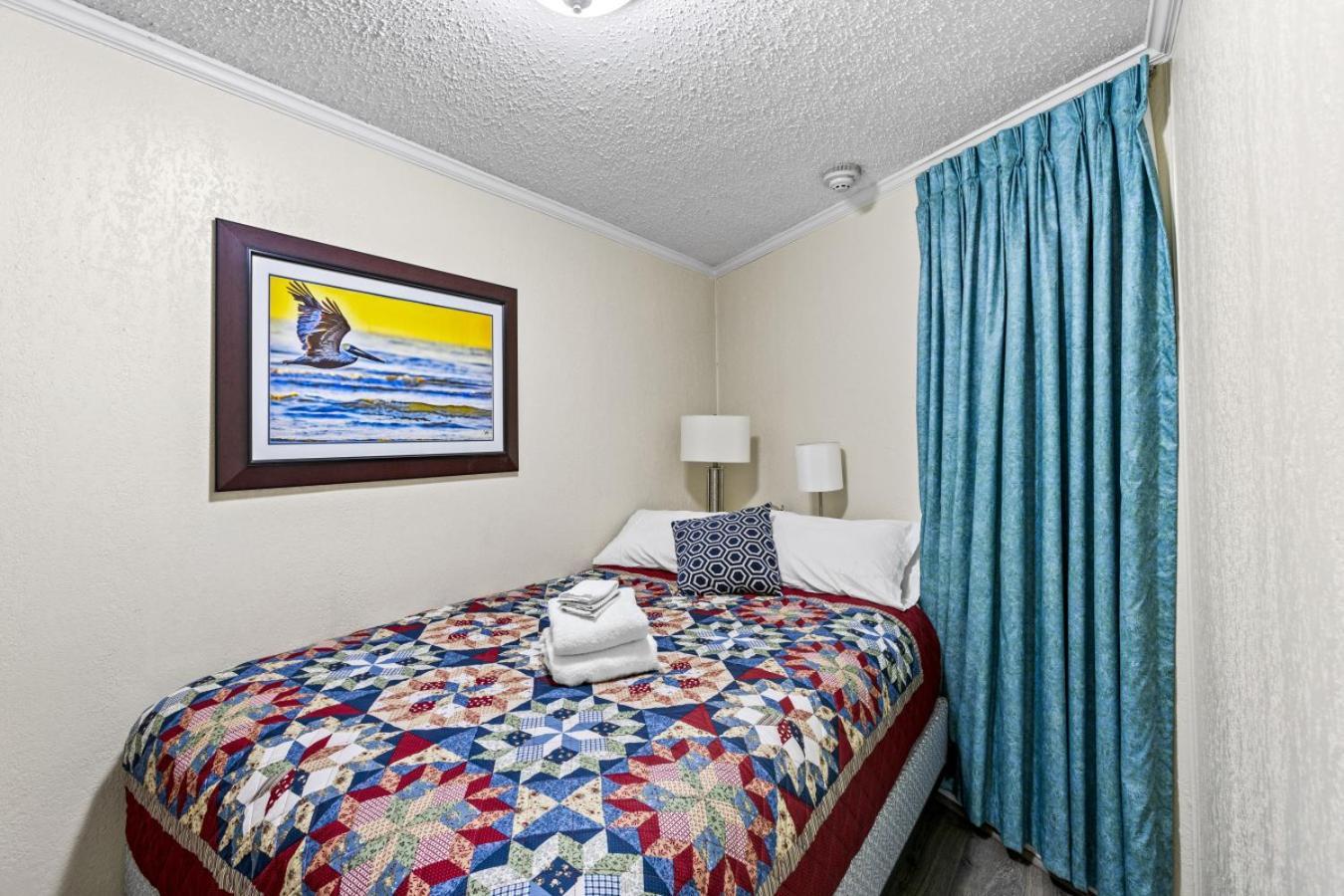 Holiday home Heated Pool View Beachside Haven Balcony *