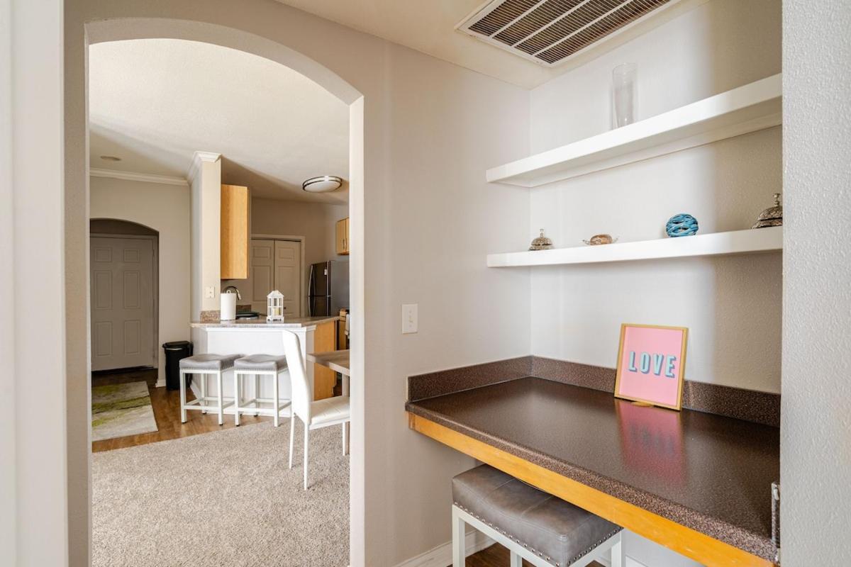 Relax And Unwind 2 Bedroom Oasis *