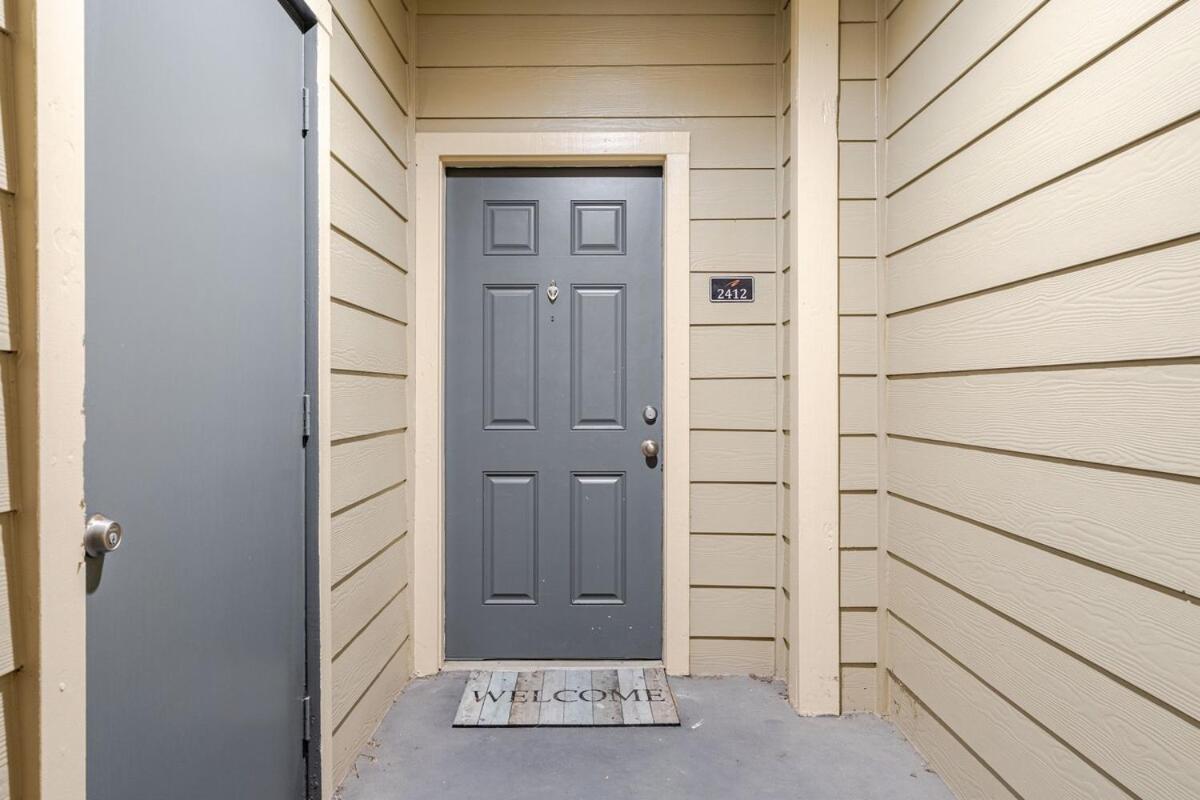 Relax And Unwind 2 Bedroom Oasis Apartment