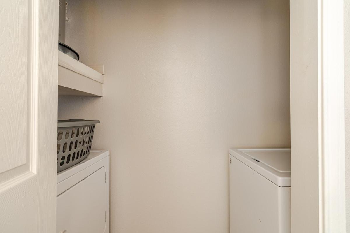 Relax And Unwind 2 Bedroom Oasis * Galveston