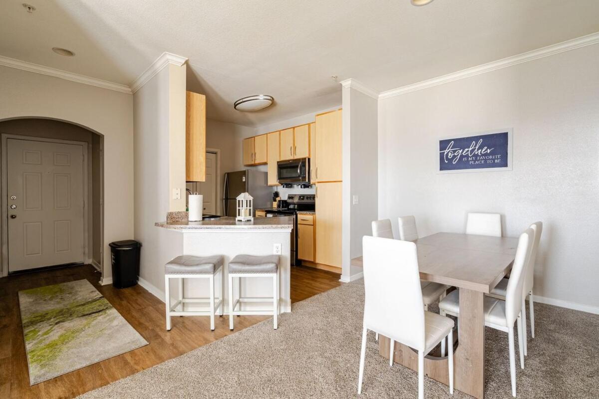 Relax And Unwind 2 Bedroom Oasis *