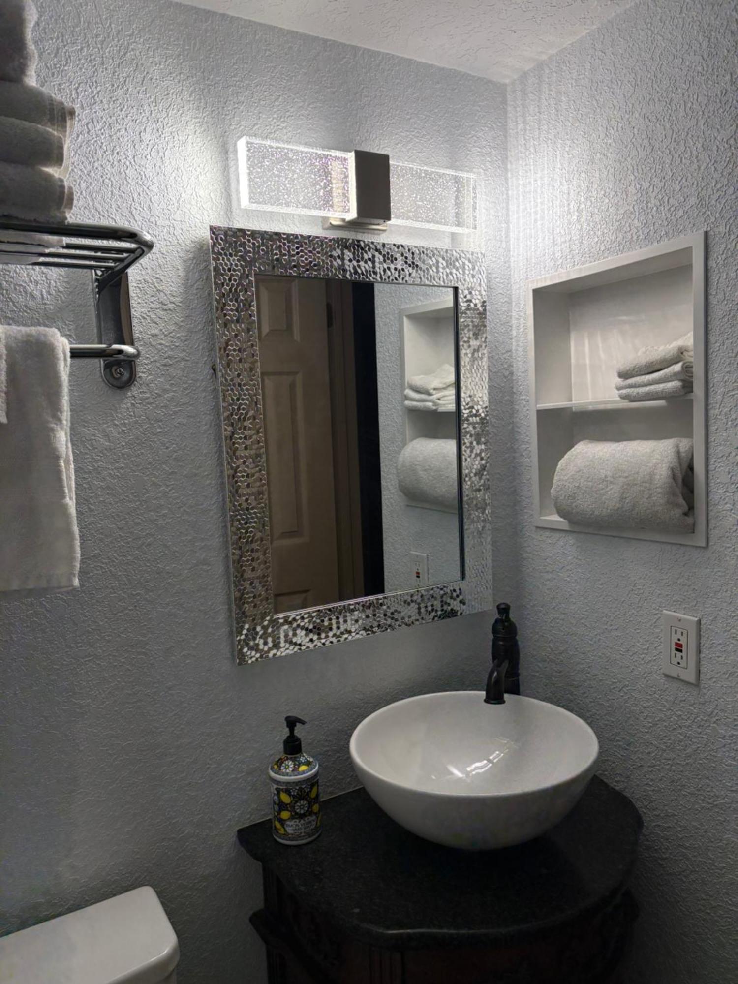 Aparthotel The Victorian Condo/hotel Galveston