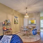 Galveston East End Condo With Pool Less Than 1 Mi To Beach!