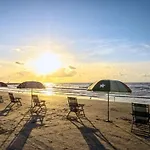 Sunny Shores 1