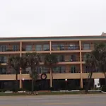 Maravilla Condos
