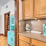 Galveston \'Blue Bungalow\' - Walk To Beach!