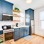 Soleil House - Unit C