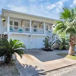 Galveston Studio - Sleeps 7 - Minutes To Beach !!
