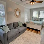 Heart Of Galveston Stylish Apt Near Attractions