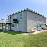 Charming Galveston Vacation Rental Walk To Beach!