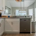 Hot Tub - Ocean Views - Steps To Private Beach - Quiet Location