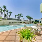 Oceanfront Galveston Condo In Amazing Location!