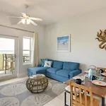 Oceanfront Galveston Condo In Amazing Location!