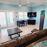 Acapulco - Upstairs Beachview Beauty 50 Steps To A Private Beach! Byot