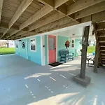 Pelican Hideaway