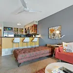 Condo Di Cocco - Cocco Chanel 5