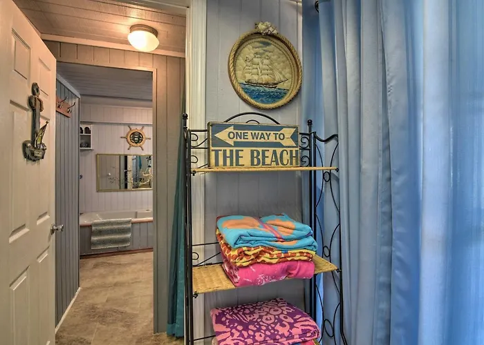 Galveston Waterfront Home Less Than 1 Mi To The Beach