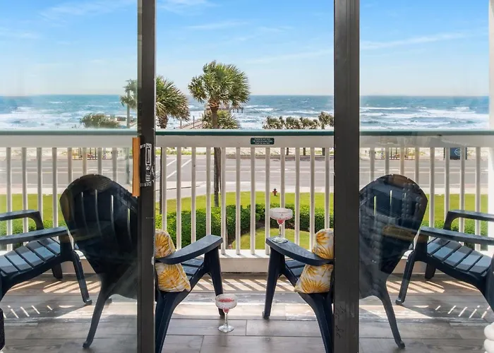 Cdm 304 - Beachfront Serenity
