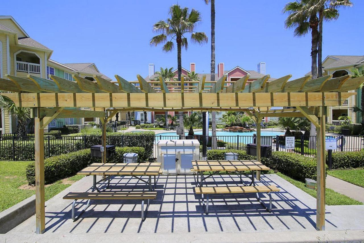 The Dawn Condominiums * Galveston