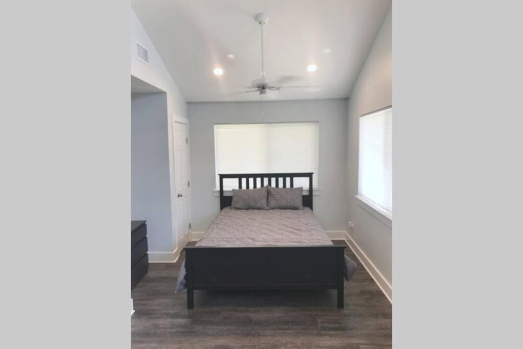 Front On West Holiday home Galveston