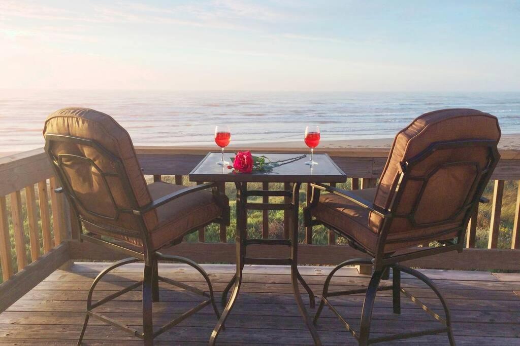 Front On West Holiday home *