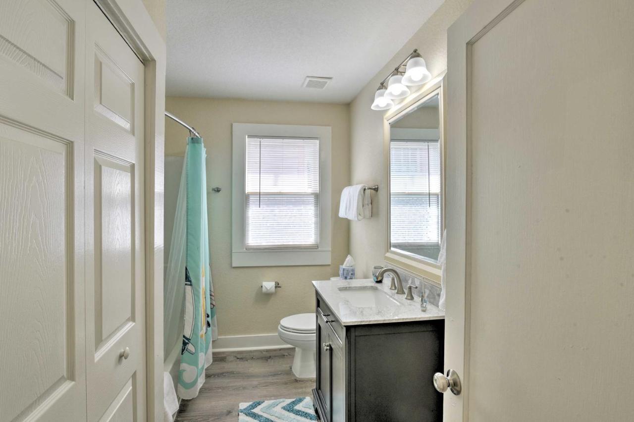 Holiday home Bright Half Mi To Pleasure Pier Galveston