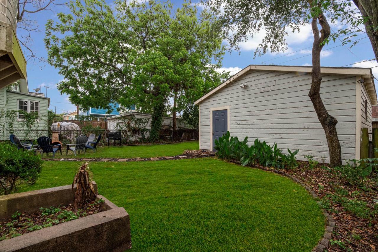 ✯island Pride Bungalow✯ King Beds Near Beach!