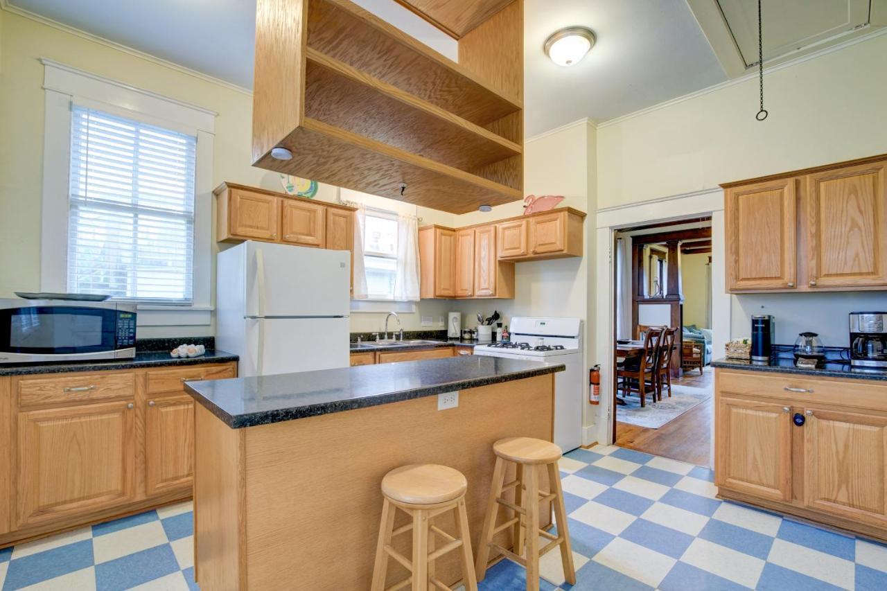 ✯island Pride Bungalow✯ King Beds Near Beach! Galveston