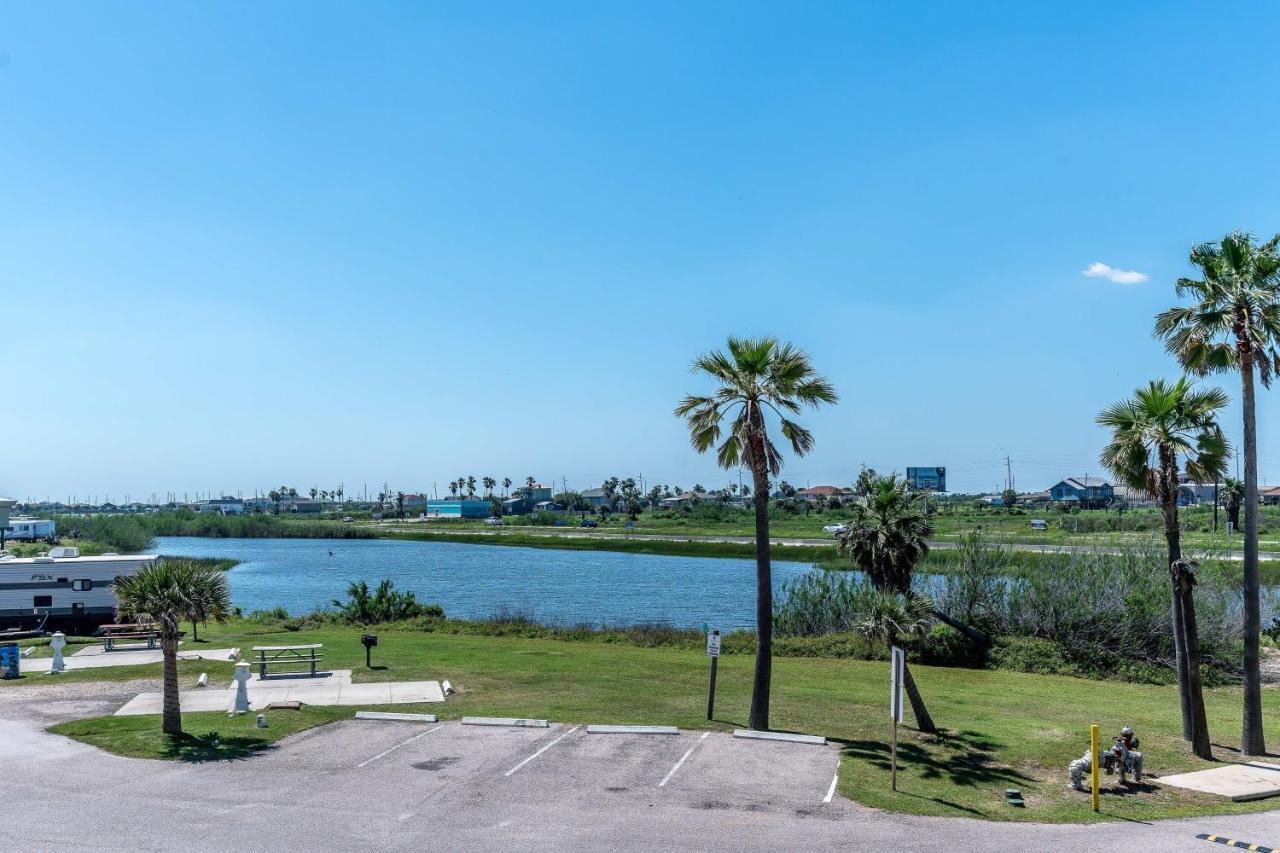 Apartment Beachside Retreat At Seascape 2 Bed 2 Bath, Stunning Ocean Views