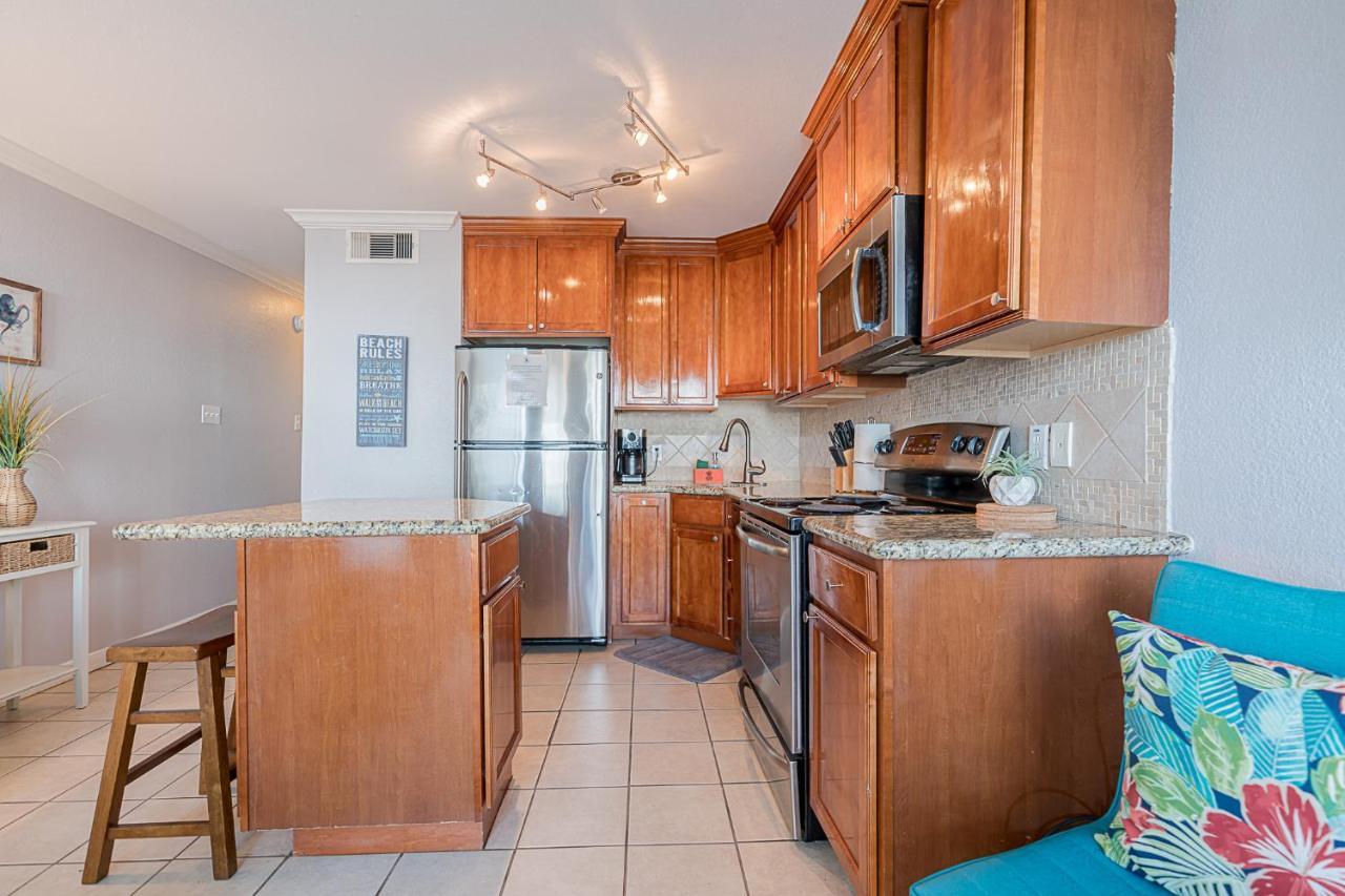 Apartment Great In Seascape Fabulous Pool Area Private Boardwalk Takes Right To The *