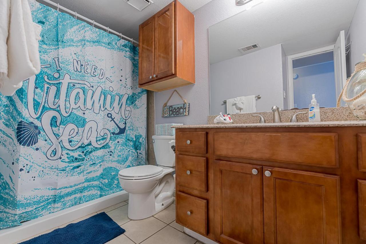 Great In Seascape Fabulous Pool Area Private Boardwalk Takes Right To The Apartment *