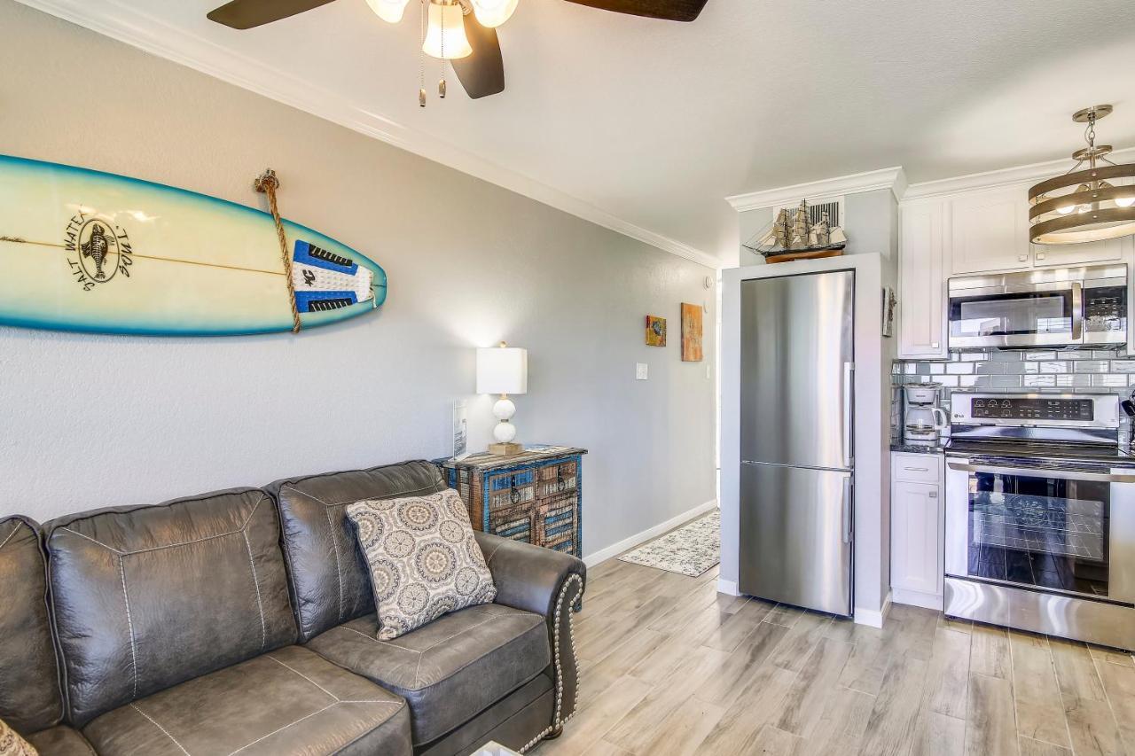 Apartment Seascape 2317