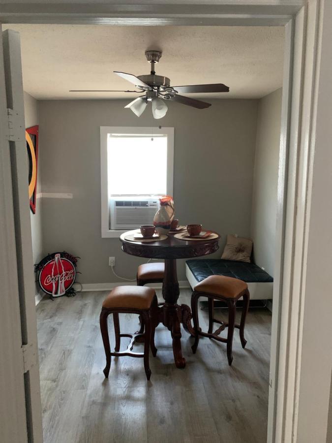 5313 Ave K Holiday home