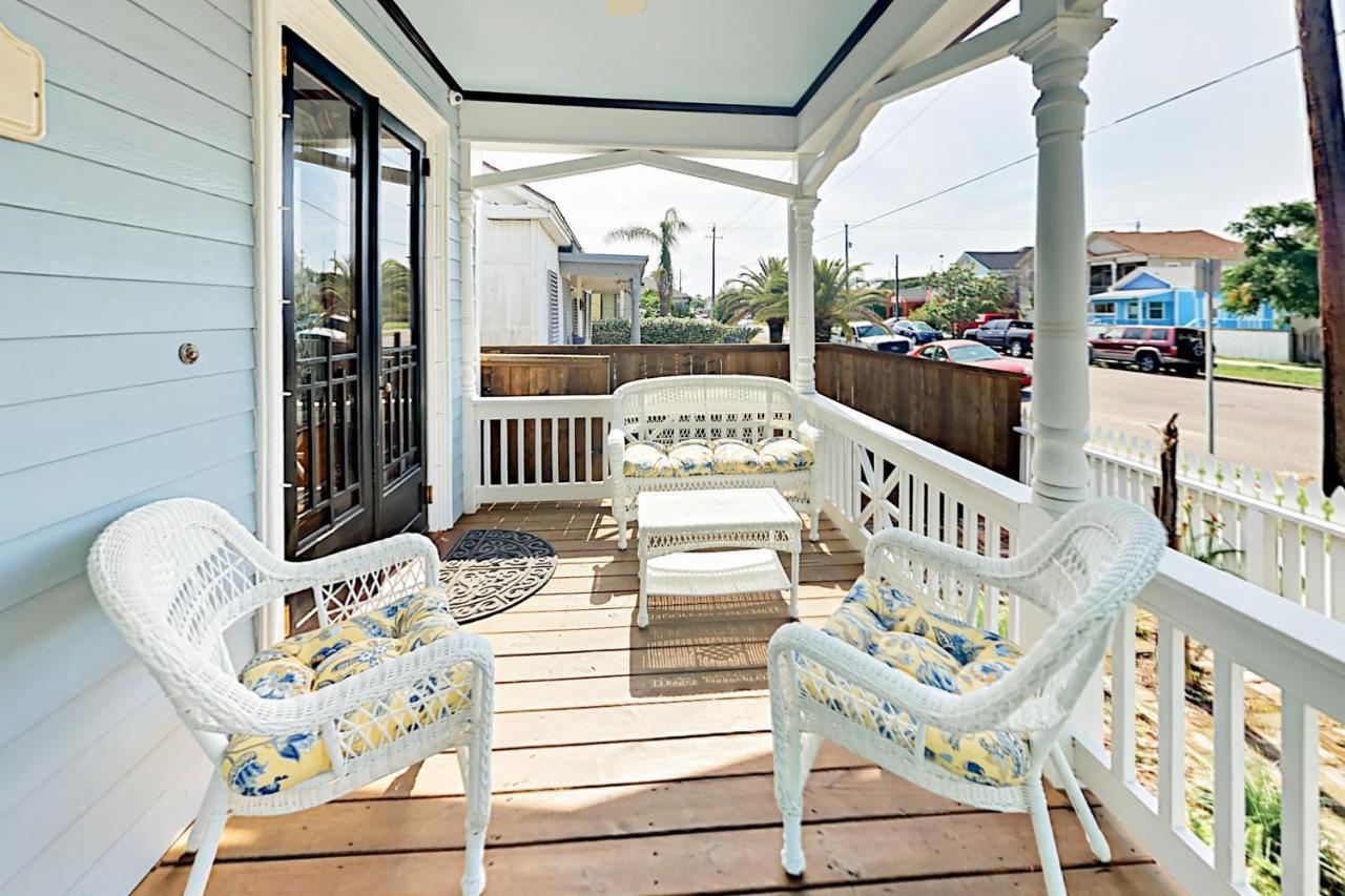 The Beachy & Charming Whale Holiday home *